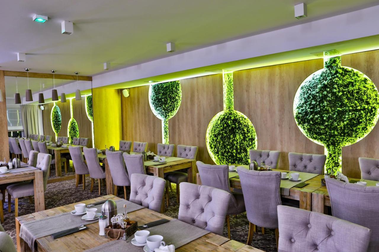 Max Health Resort Spa Устроне-Морське Екстер'єр фото