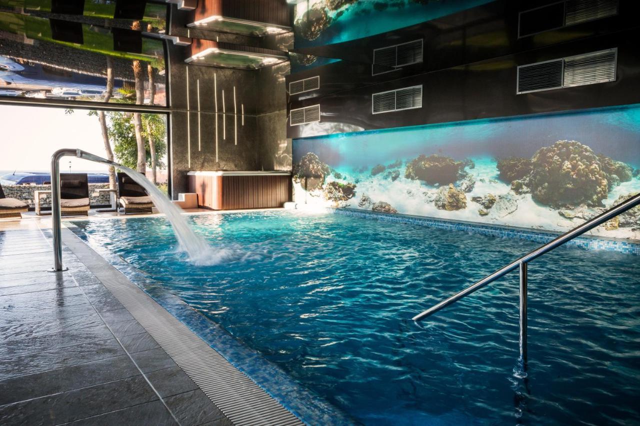 Max Health Resort Spa Устроне-Морське Екстер'єр фото