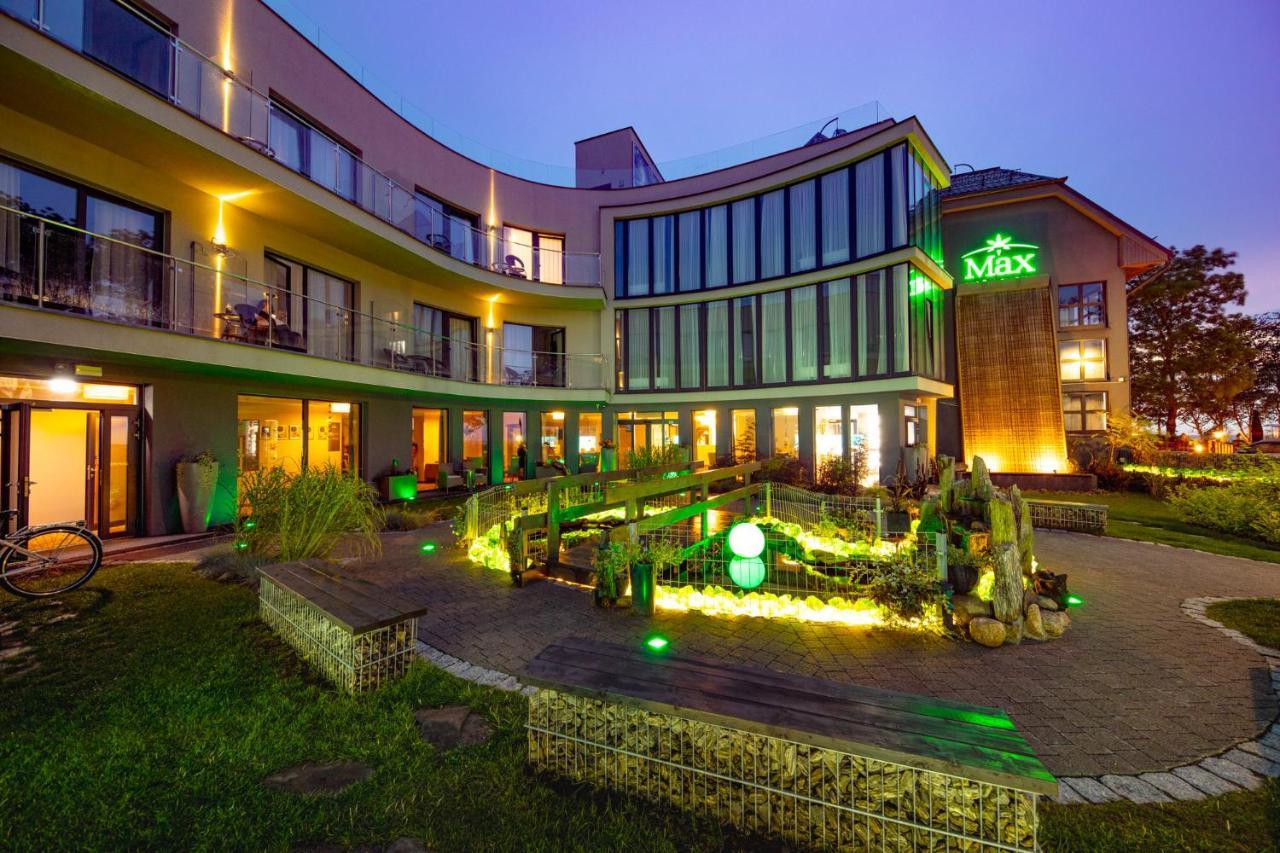 Max Health Resort Spa Устроне-Морське Екстер'єр фото